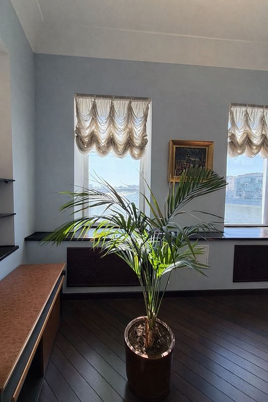 Атмосферный офис 149,1 кв. м с видом на набережную