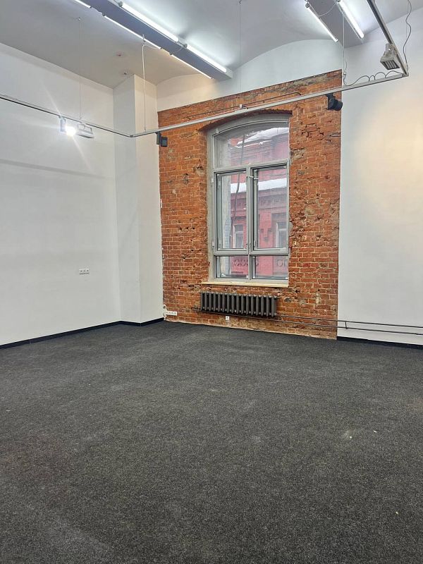 Офис в арт-кластере «Красный Октябрь»