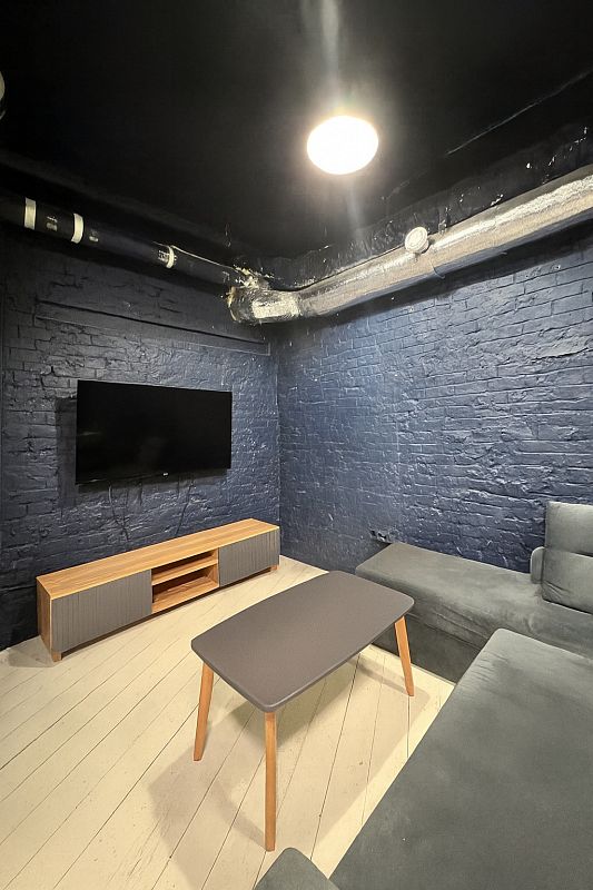 Помещение свободного назначения с отдельным входом и видом на набережную